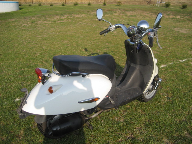 ee 003.jpg